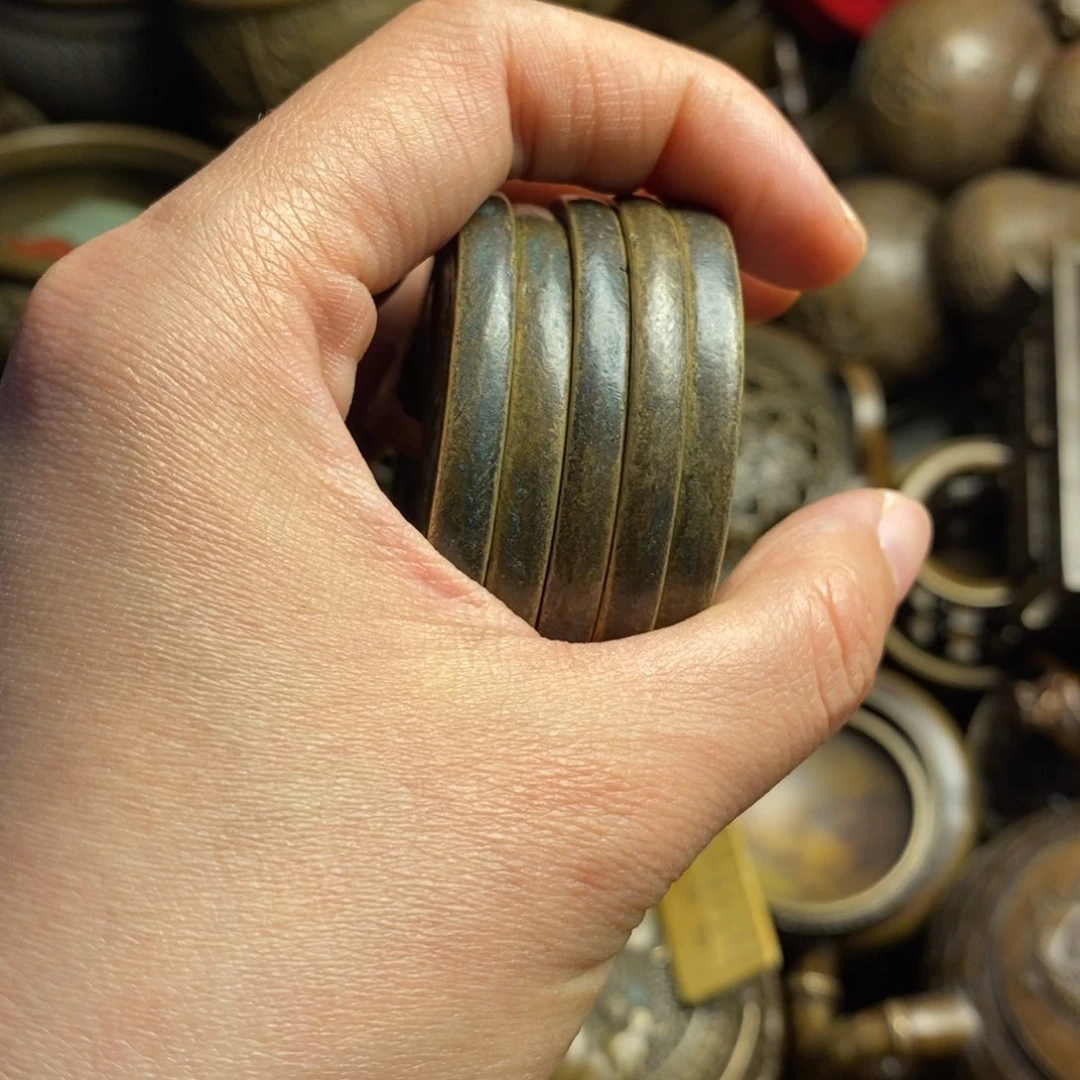 精美铜器做工精良