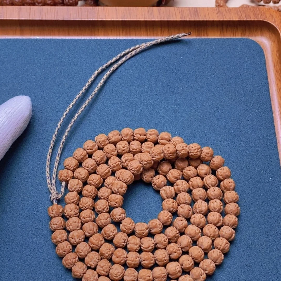 杰***金吊坠金刚菩提定制款金刚小佛手108