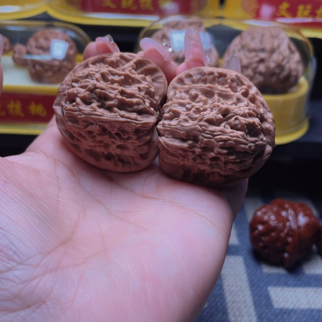 核桃41三角白文玩