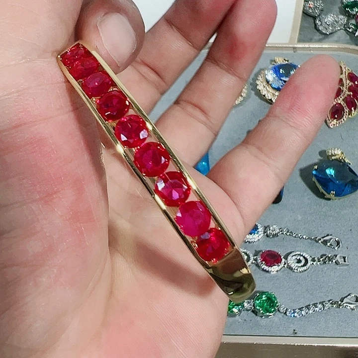 无钨金红蓝白色满钻镶嵌大宝贝