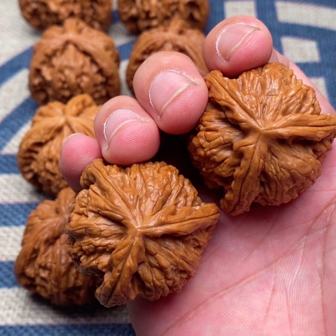 文玩核桃吊坠神****7白狮子