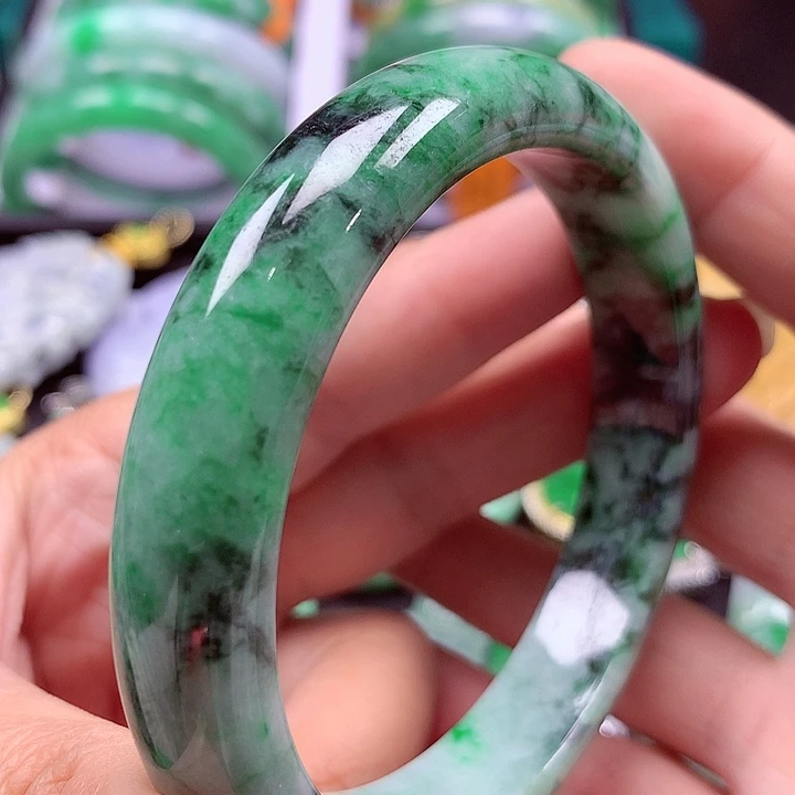 未镶嵌手镯翡翠翡翠