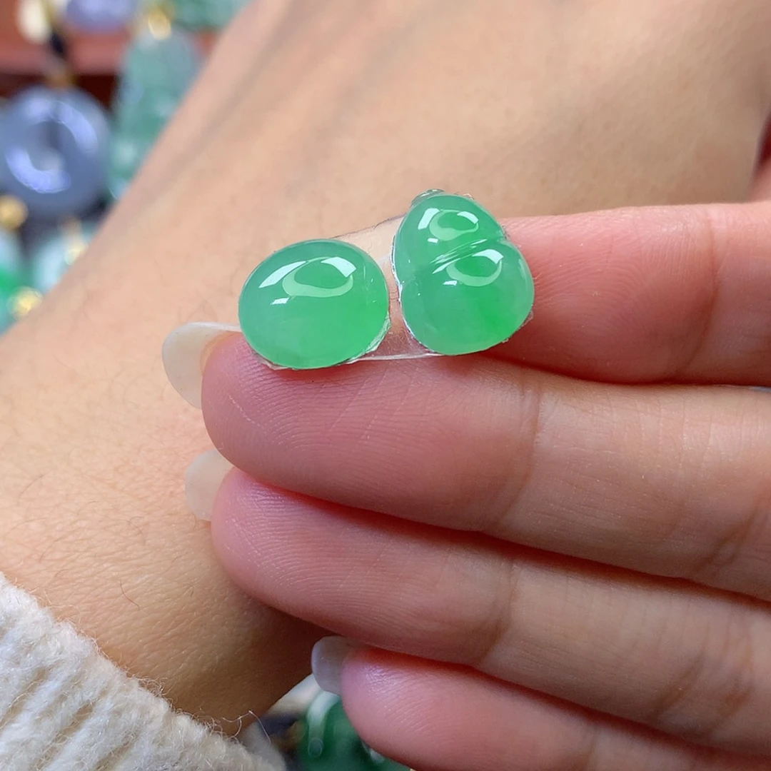 【闪购商品】吊坠(不含链)未镶嵌翡翠