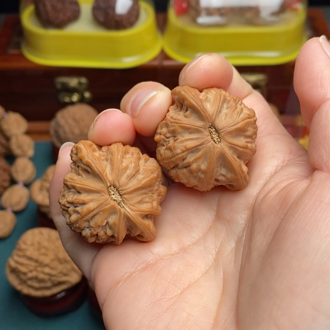 文玩核桃吊坠38赵闷