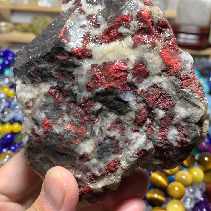 天然辰砂天然朱砂原石摆件