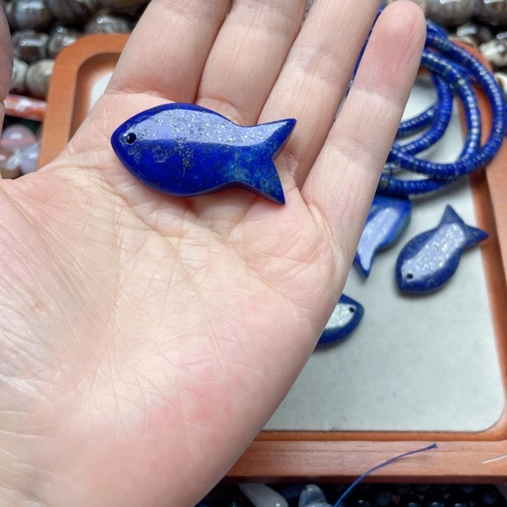 玛瑙/玉髓合金珠宝半成品一个青金鱼吊坠