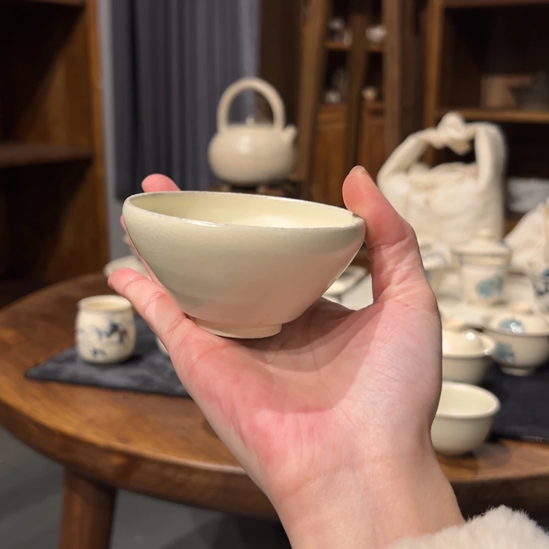 摆件陶瓷。     陶瓷。