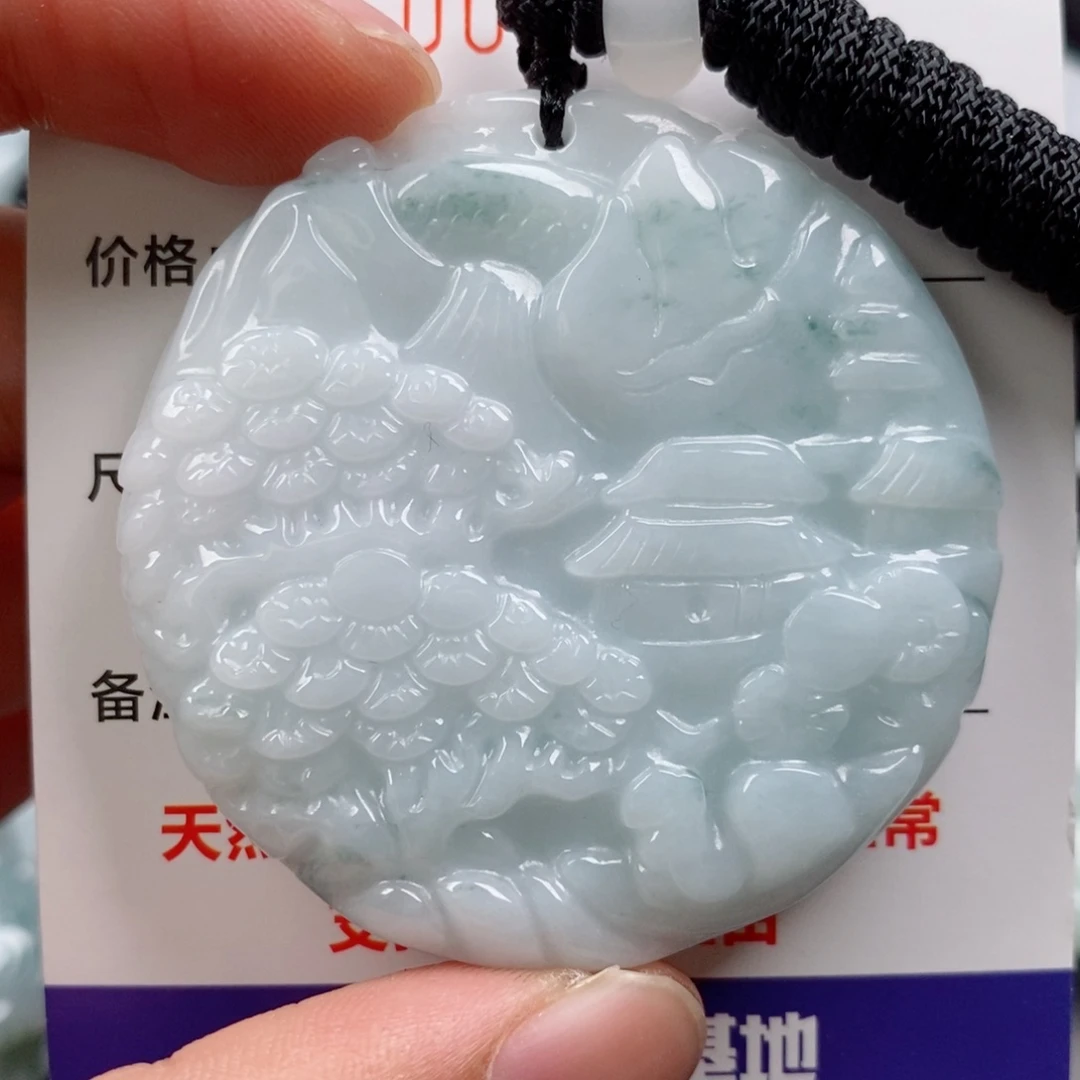 颈饰未镶嵌翡翠挂件