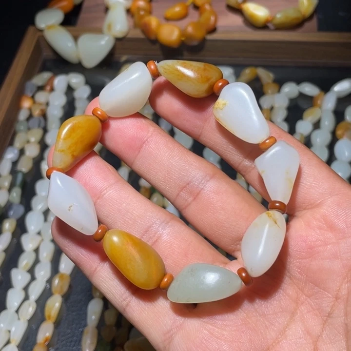 和田玉手链未镶嵌