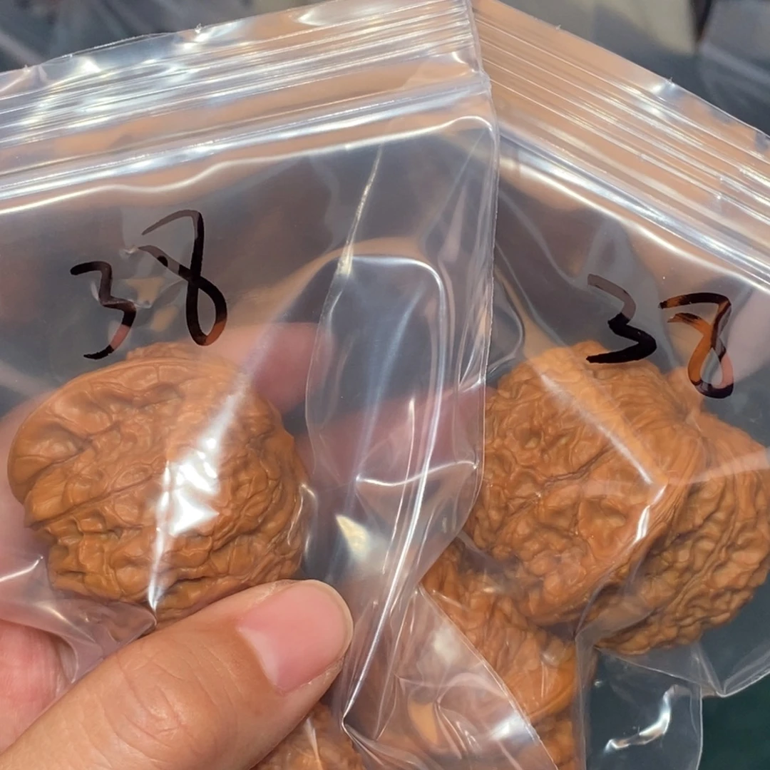 吊坠文玩核桃38血麒麟