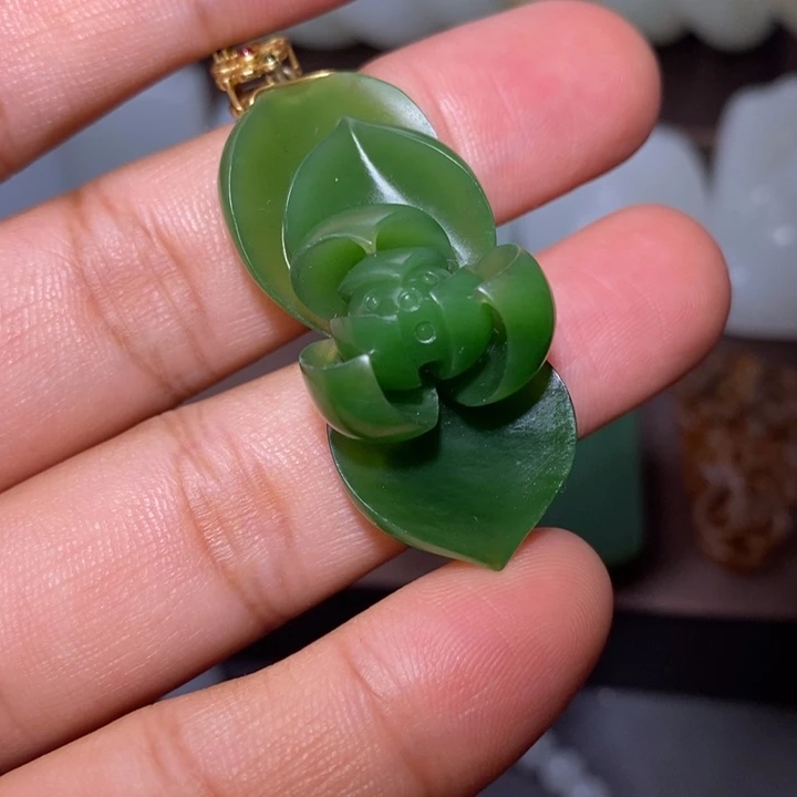 和田玉（碧玉）未镶嵌颈饰