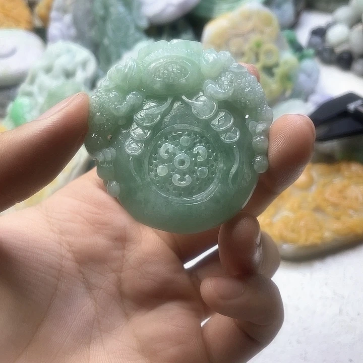 定制翡翠未镶嵌天然翡翠
