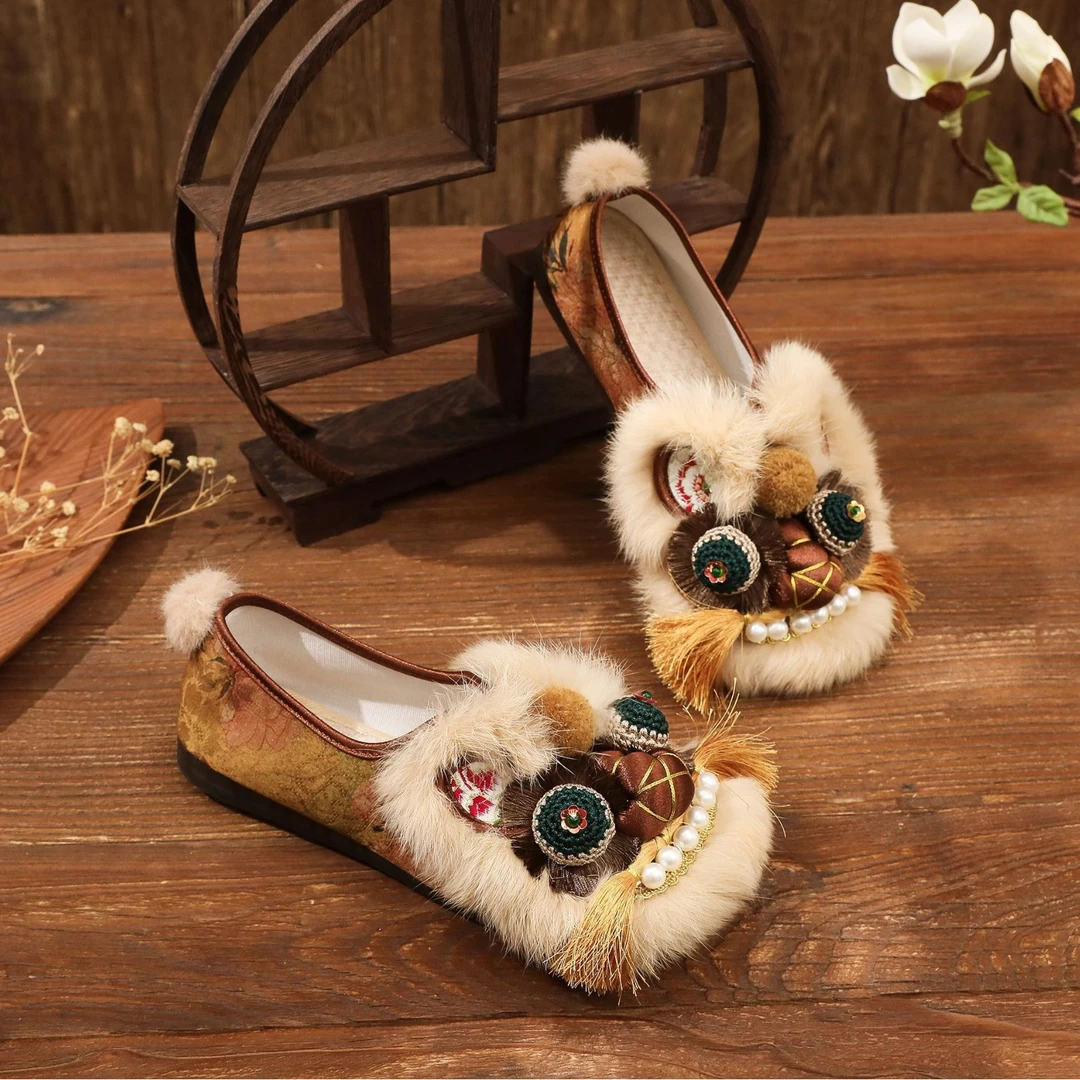 【生万物】平跟浅口女一脚蹬国风刺绣手工透气百搭包头虎头鞋深咖色