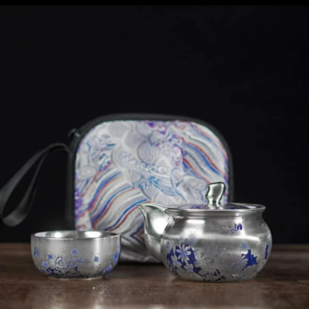 银壶【皇杰造物】手抓壶【蝶恋百花】旅行套装 1杯（紫白包）C0695