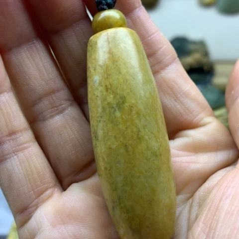 【闪购商品】未镶嵌岫岩河磨玉（透闪石质玉）挂件