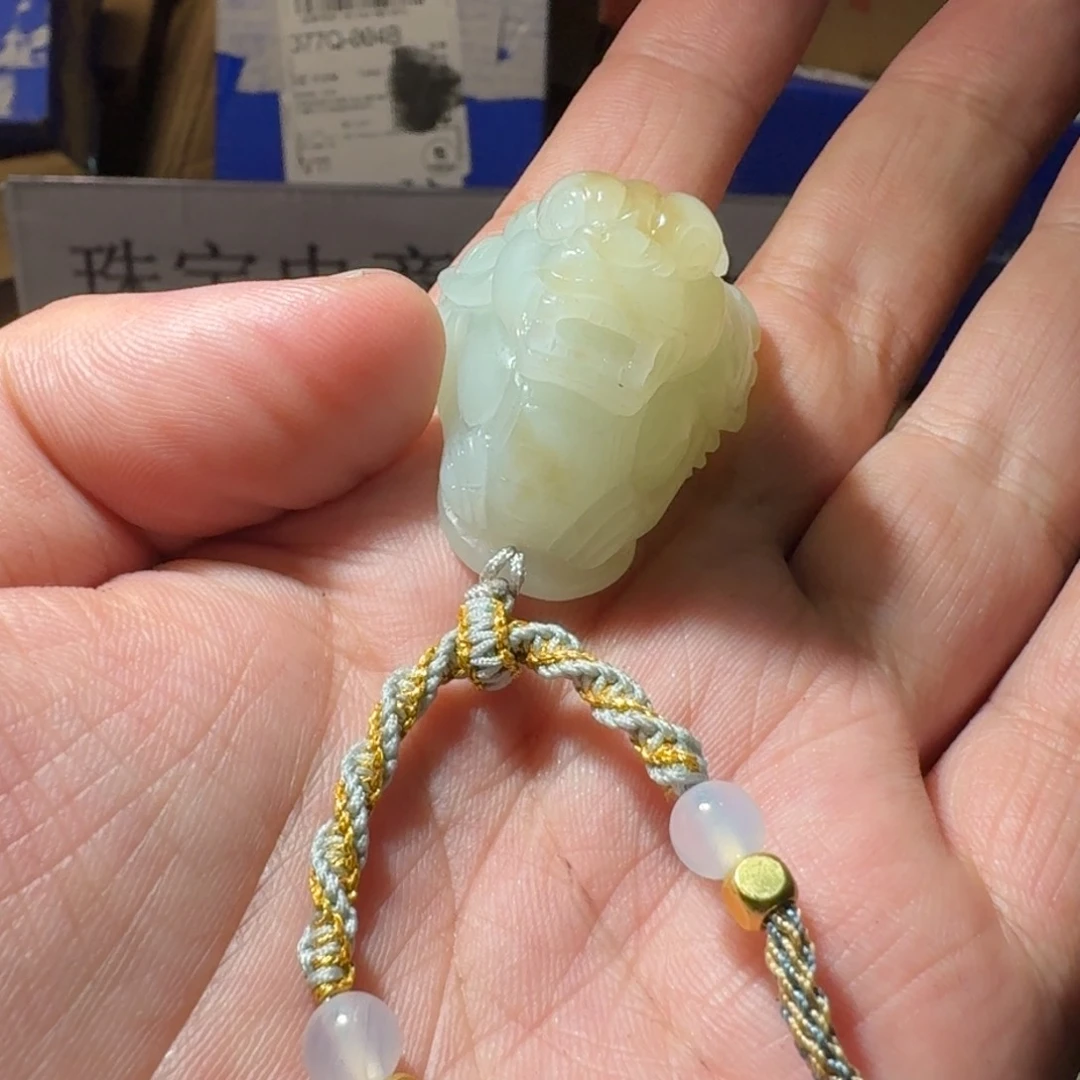 和田玉（糖玉）挂件未镶嵌