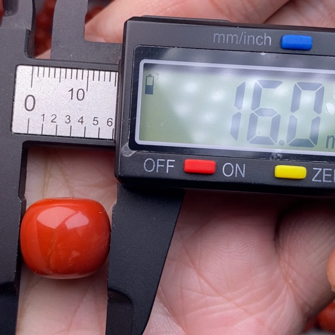 南红玛瑙配饰未镶嵌