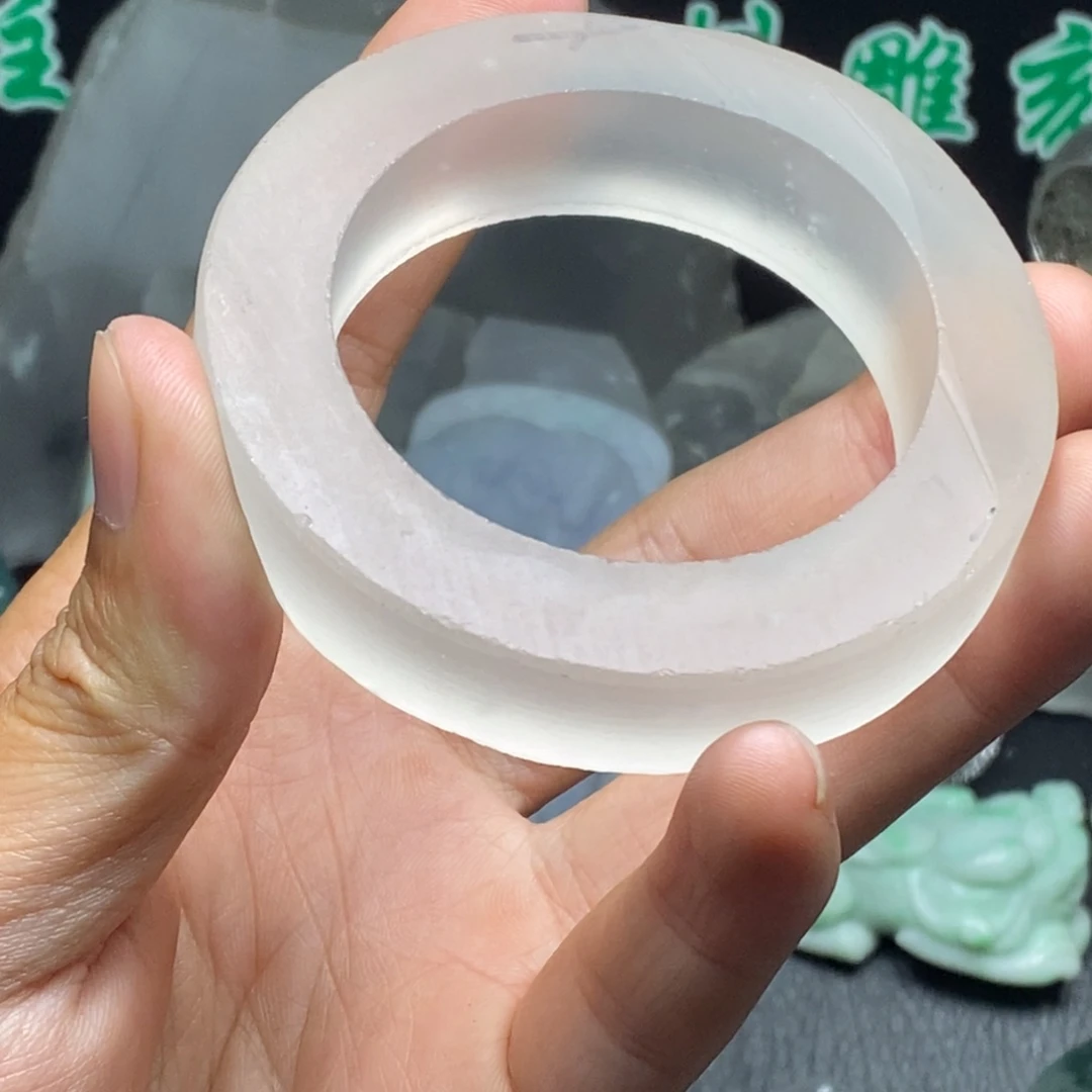 纯天然未镶嵌定制石英质玉