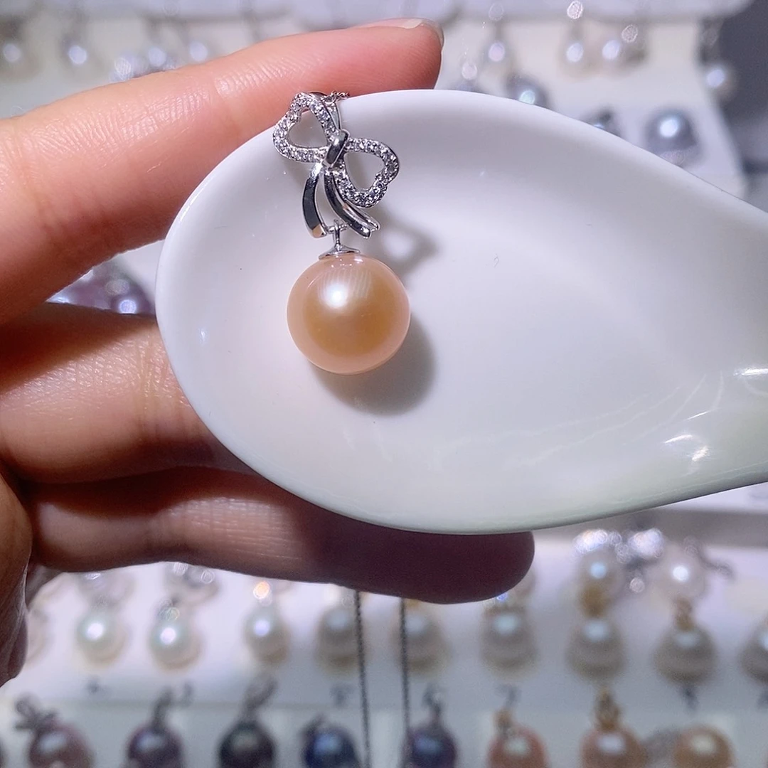 淡水珍珠吊坠(赠链)银S925镶嵌尺寸11/12毫米