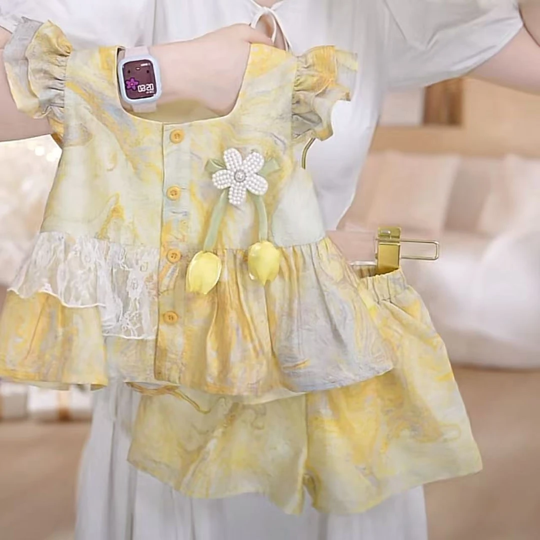 女童夏季2025新款国风绣花盘扣背心花边新中式飞飞袖短裤两件套