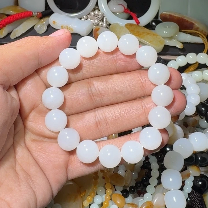 和田玉未镶嵌手串