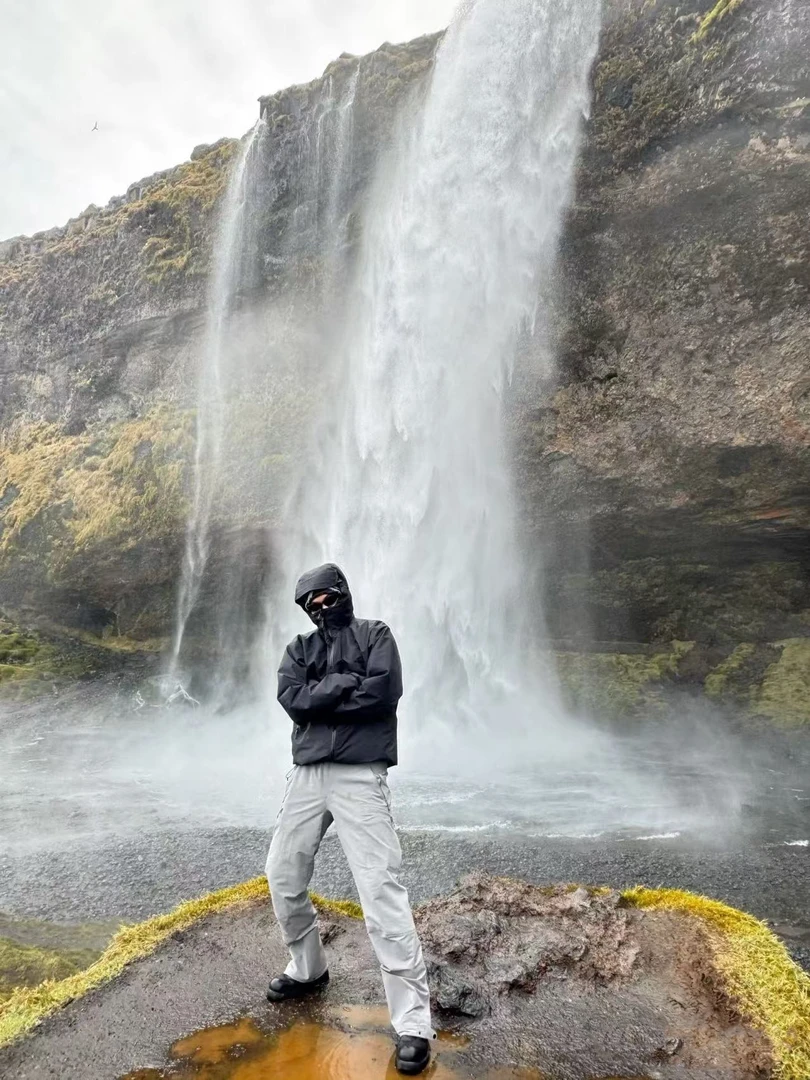 SLD DOWN 羽绒户外系列[25年新款首发]轻量化保暖抗寒连帽冲锋衣