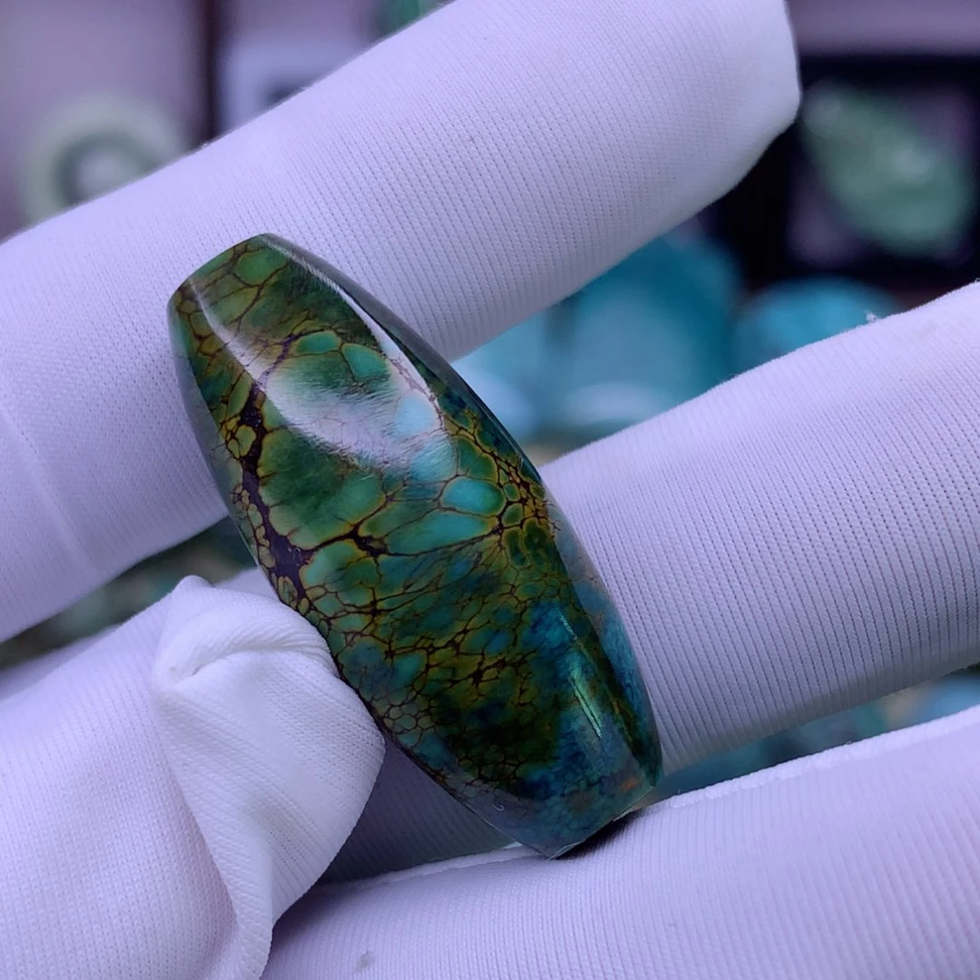 绿松石未镶嵌原矿