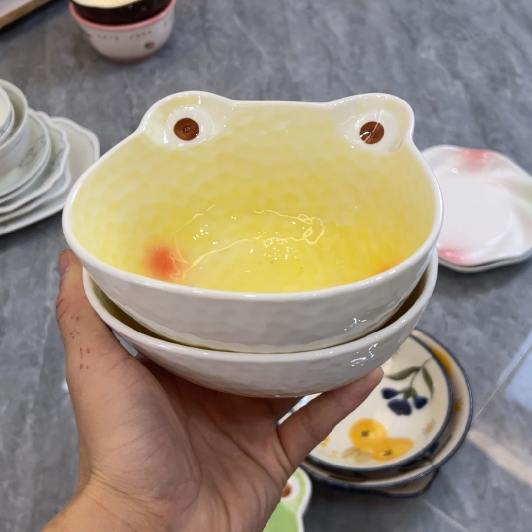 陶瓷微瑕餐具介意勿拍，满18飞！