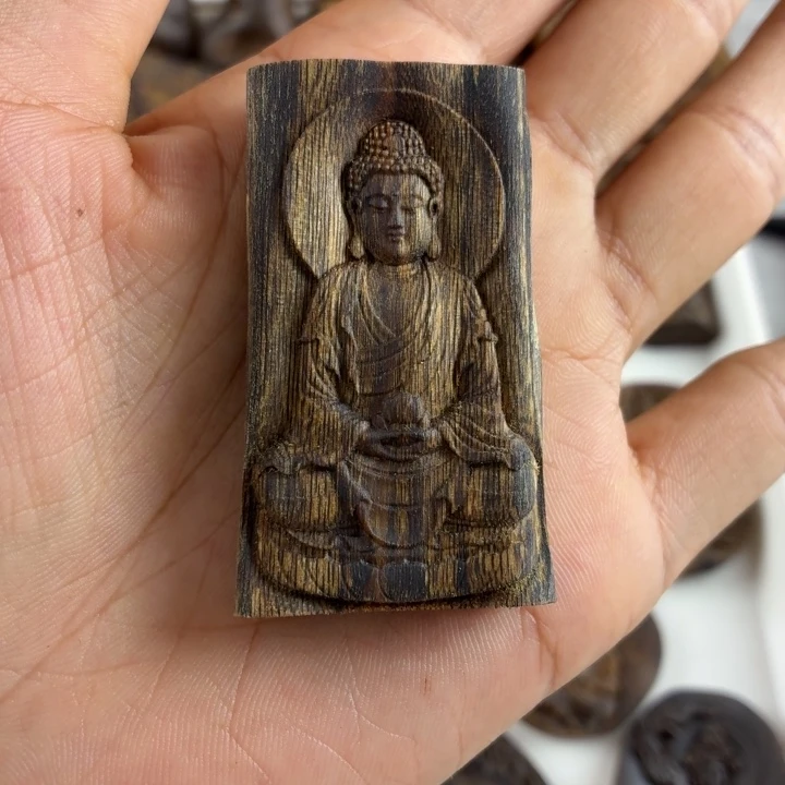 沉香沉香碎屑大日如来佛祖11.5克福利价