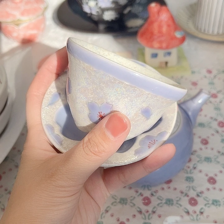 瓷片The first thing