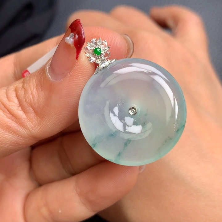 翡翠吊坠(不含链)18K金镶嵌