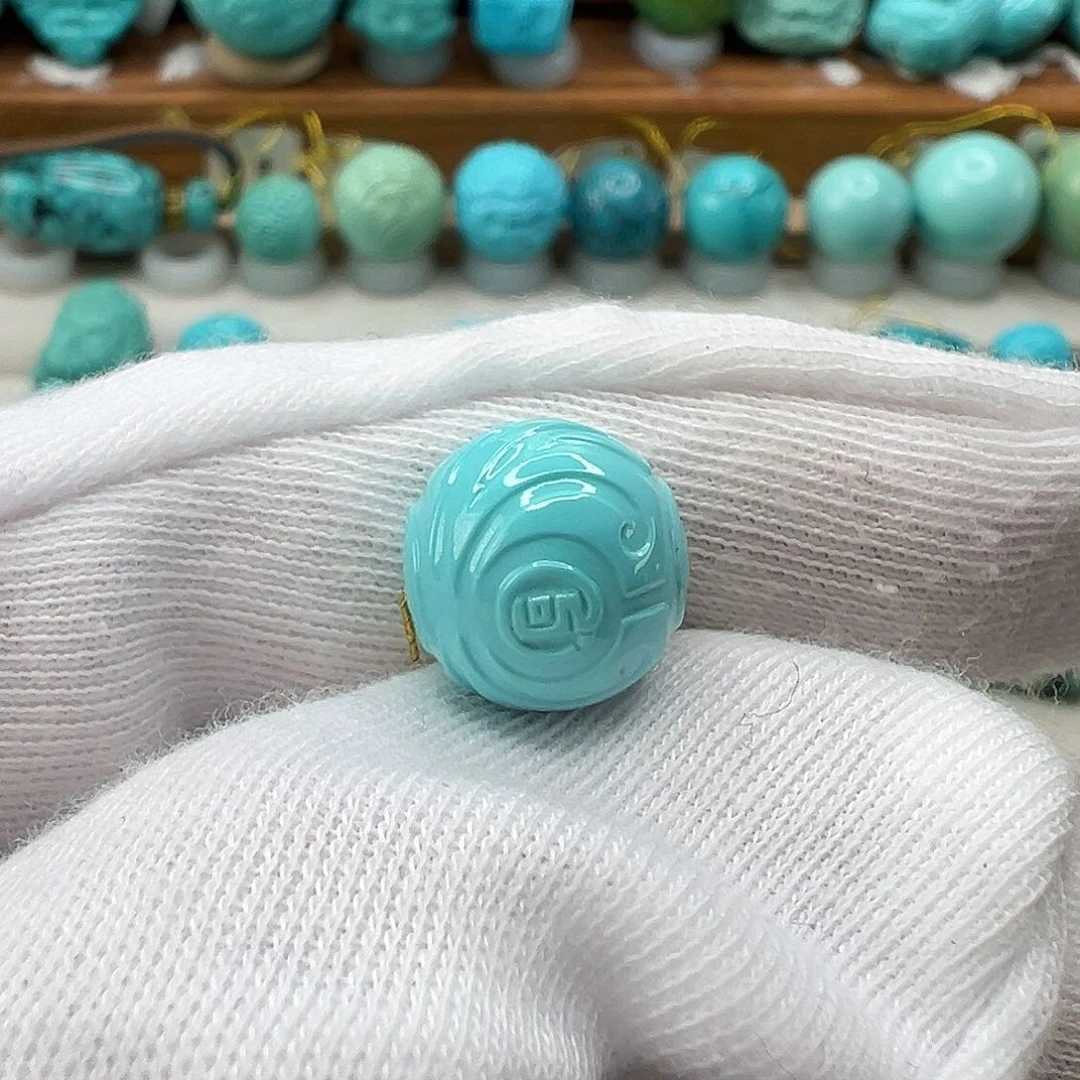 绿松石配饰未镶嵌