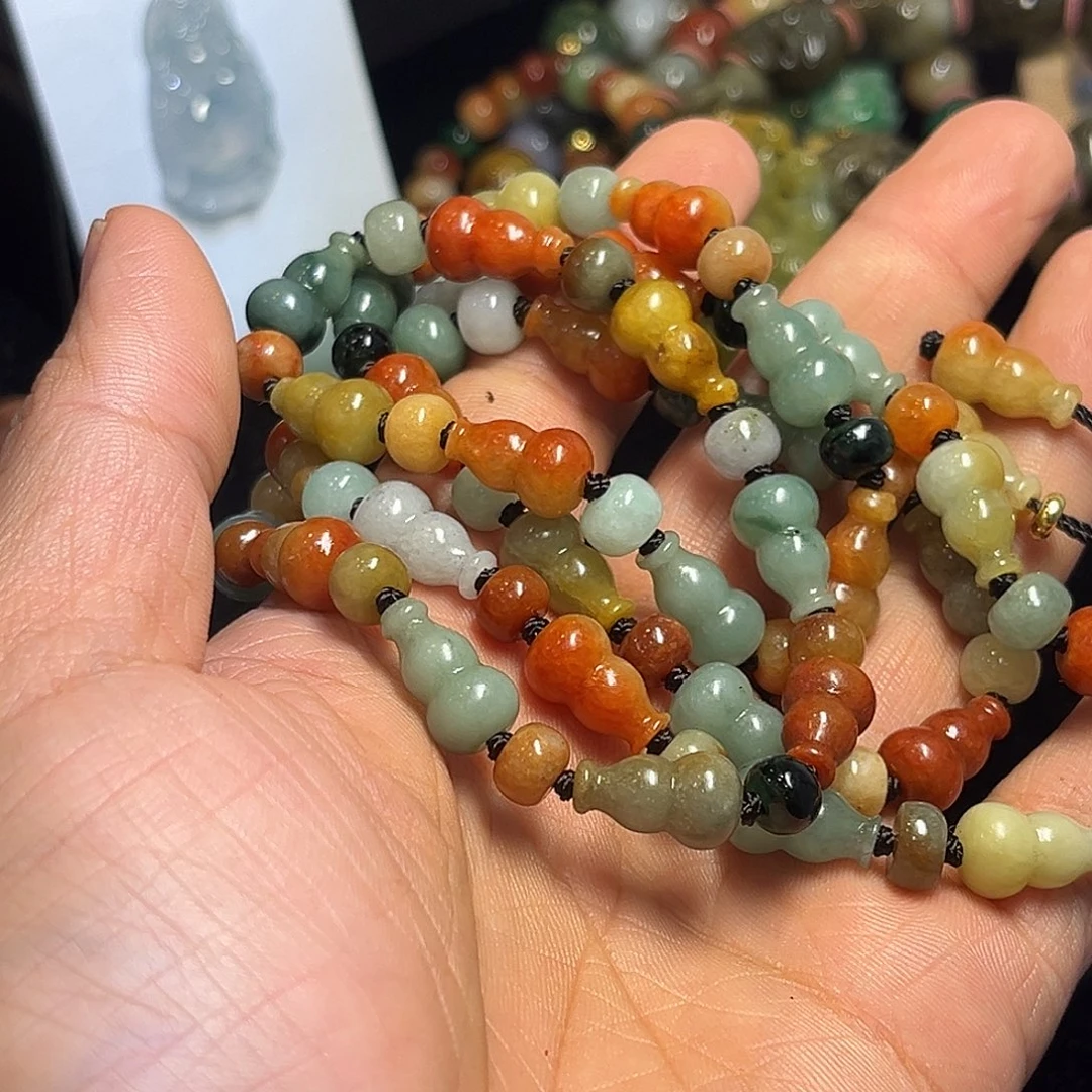 翡翠散珠༺****༻红翡葫芦串39粒