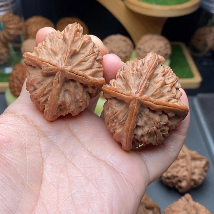 把件文玩核桃冷**狼四棱50