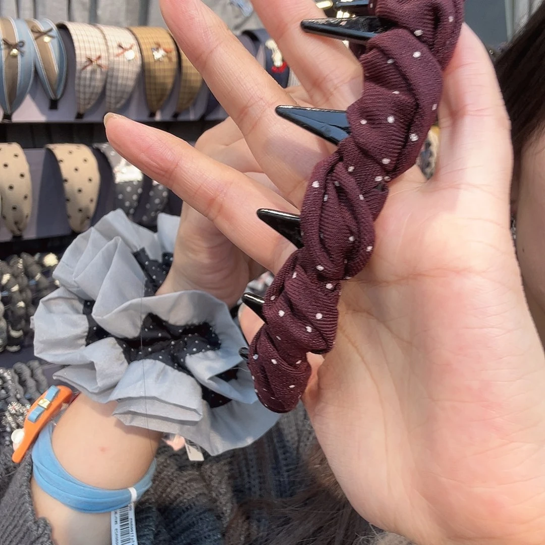 皮质铁合金酒红波点