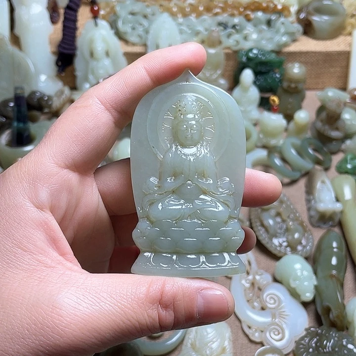 和田玉颈饰未镶嵌抖**生