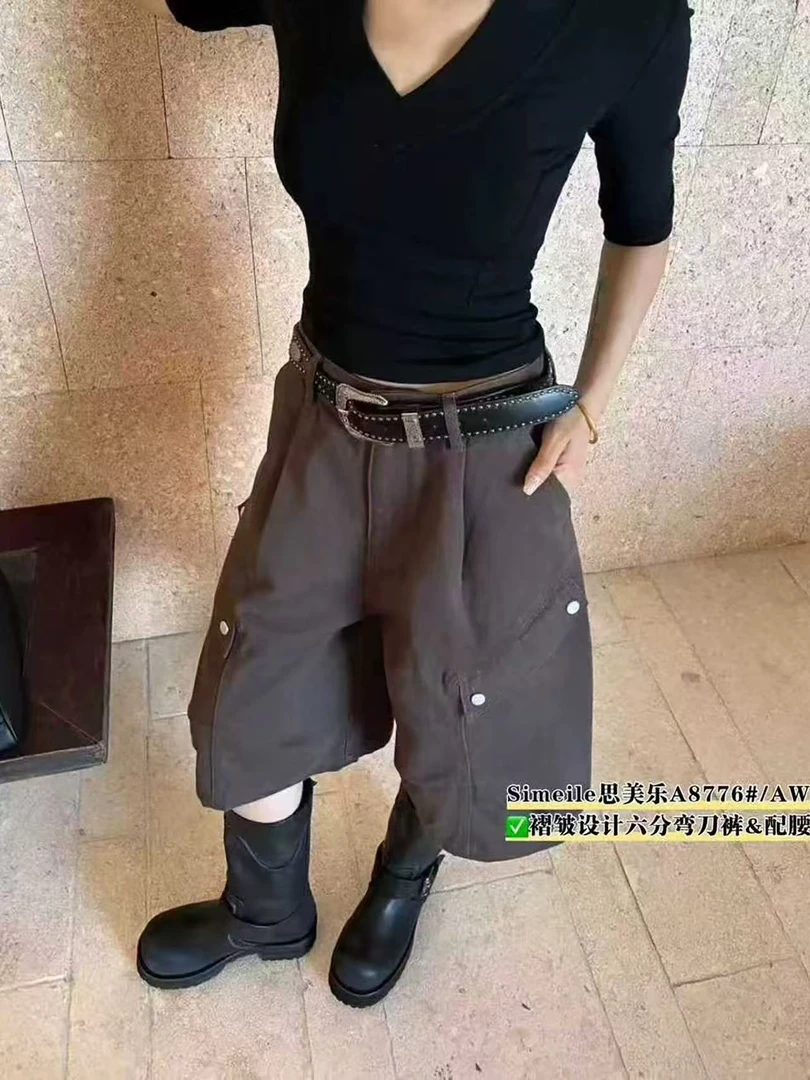 831-3392 褶皱设计六分弯刀休闲裤短裤