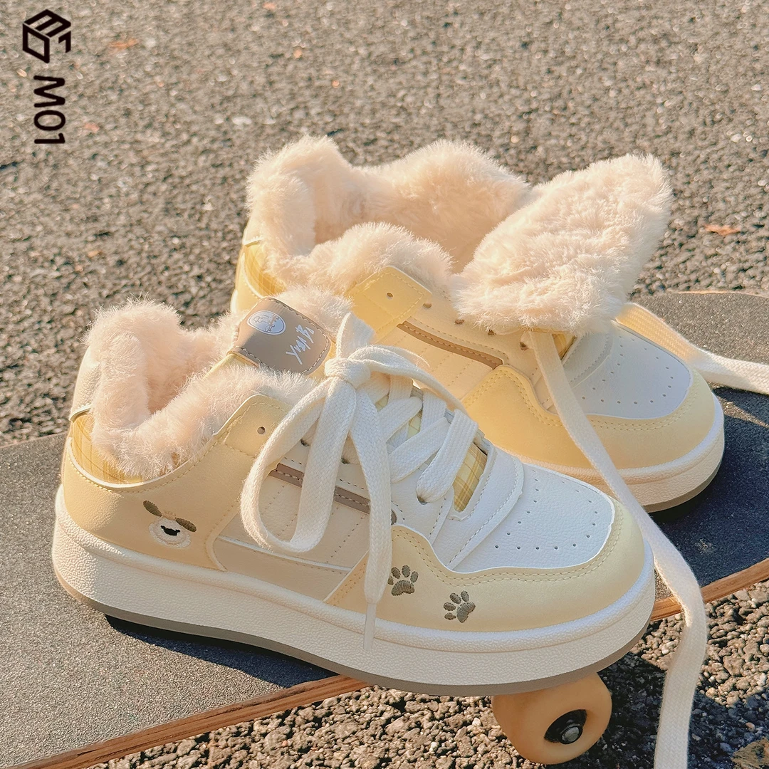 M01厚底加绒保暖小白鞋女款秋冬季新款高级感简约时尚休闲板鞋