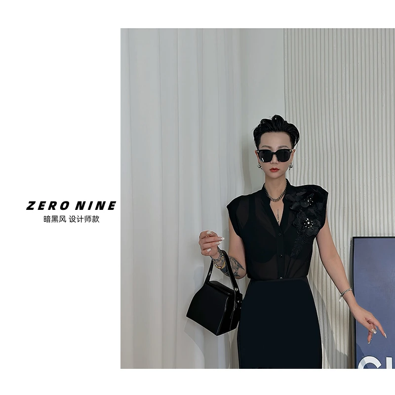 Dan Dan 黑色暗黑风韩系花朵短袖衬衫女