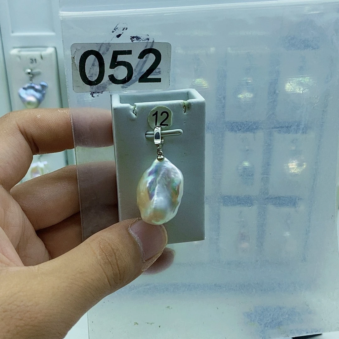 淡水珍珠合金颈饰