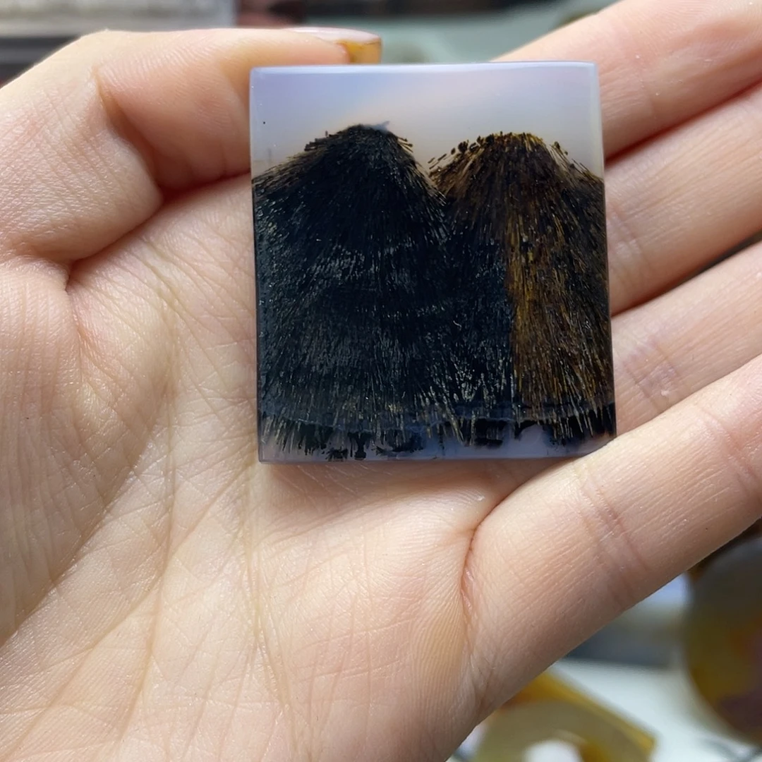 玛瑙/玉髓未镶嵌珠宝奇石