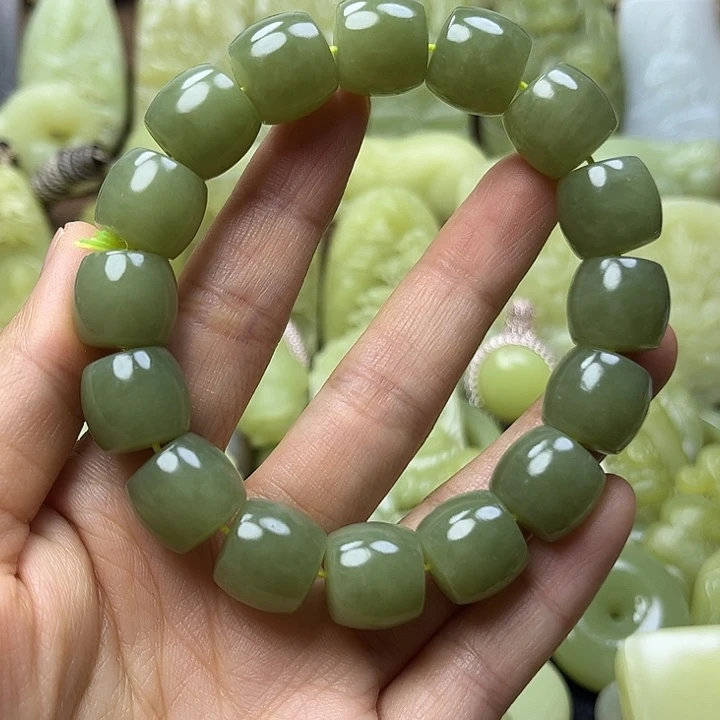 和田玉未镶嵌手串