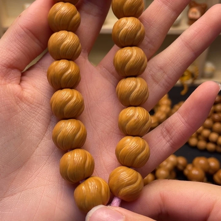 娜****猴头核桃手串全品卷卷酥猴头核桃