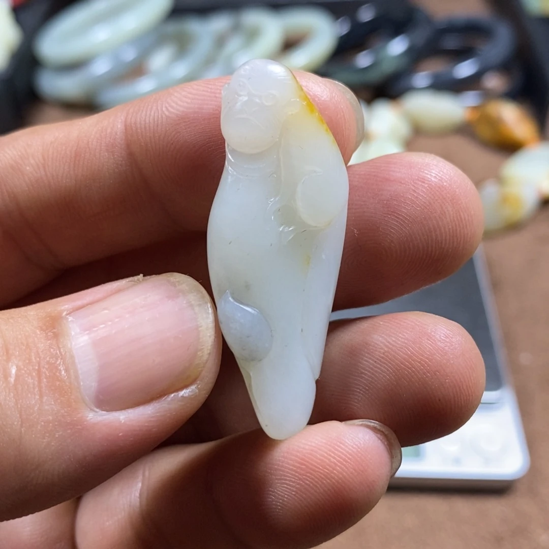 未镶嵌和田玉挂件