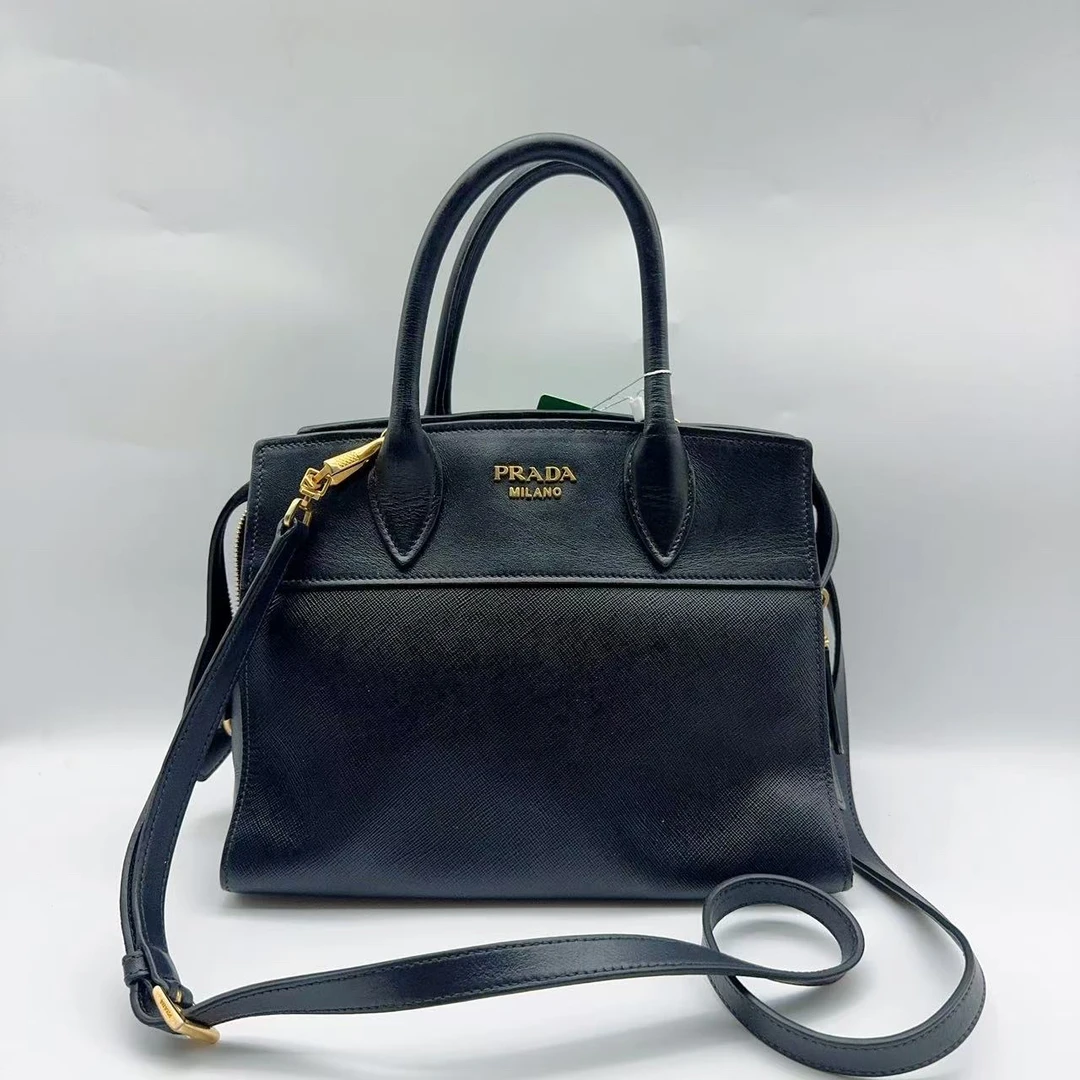 95新 Prada/普拉达  黑色手提斜挎包  1330 0318