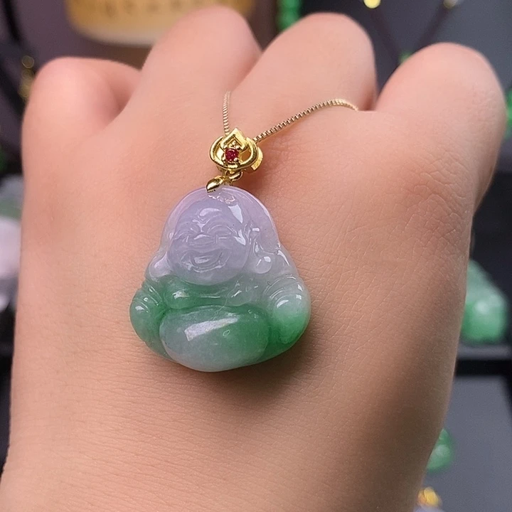 翡翠未镶嵌吊坠(赠链)