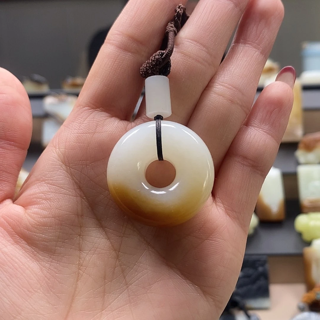 未镶嵌和田玉挂件