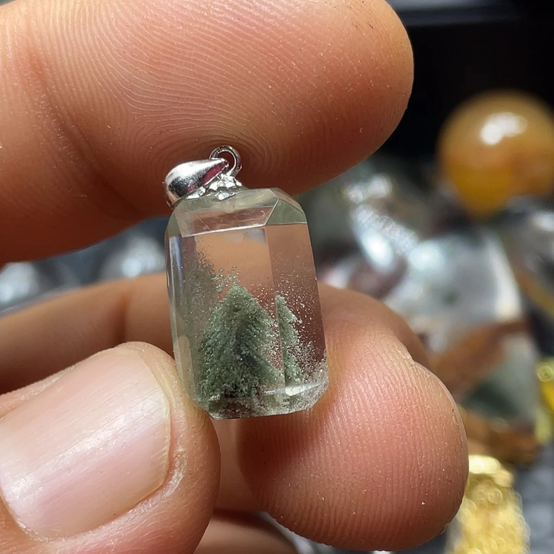 未镶嵌颈饰水晶H****岛