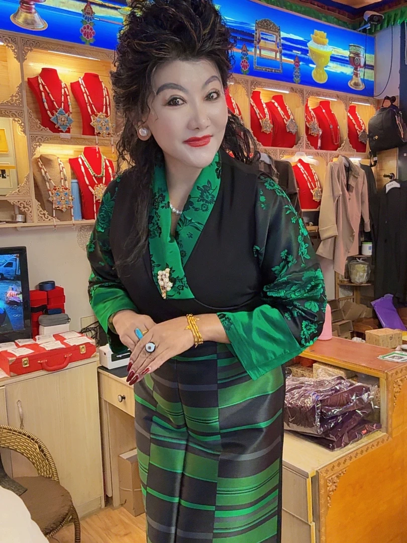 大福利衬衫绿色帮典一套