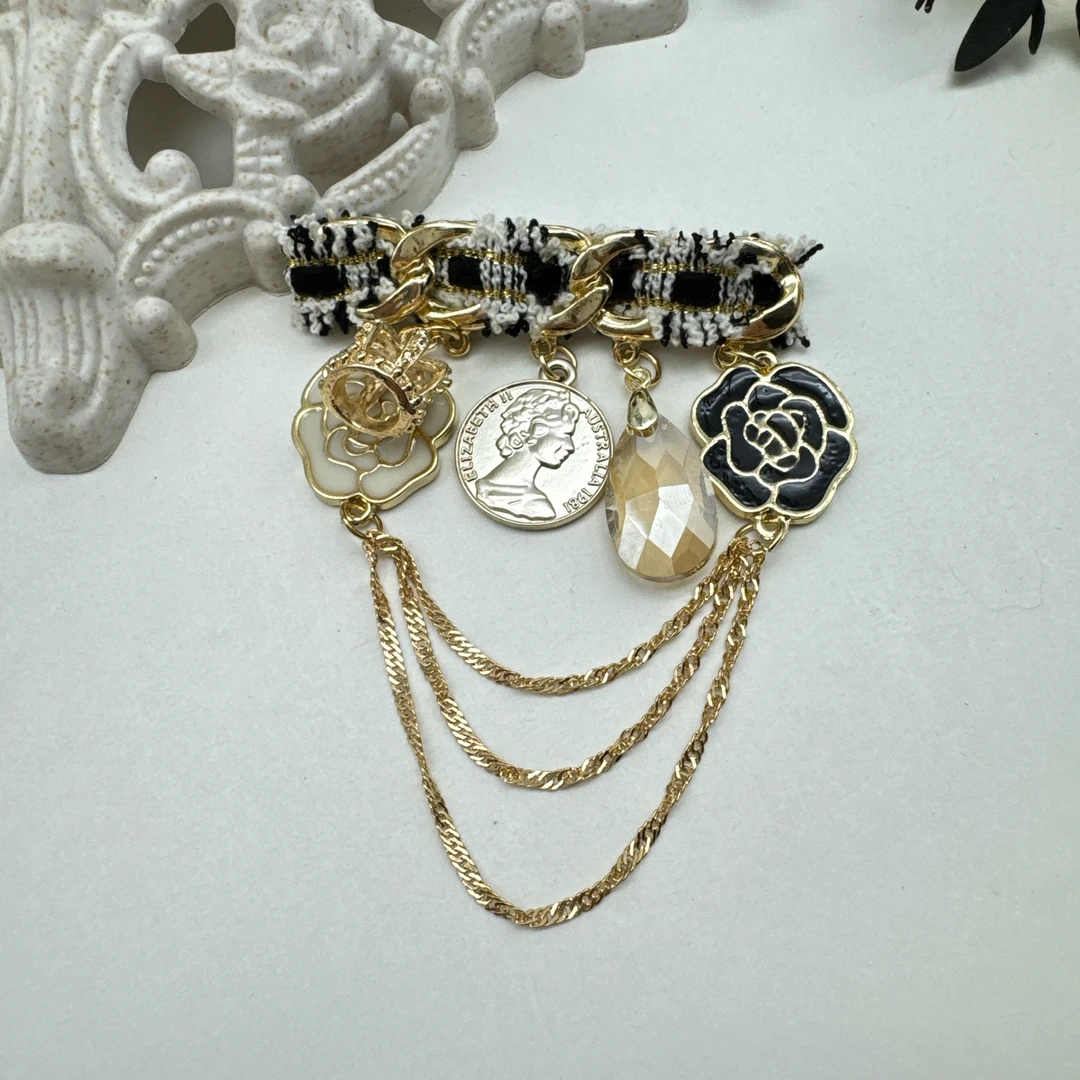 铜合金仿水晶胸针 02960 好啊商店 山茶花胸针